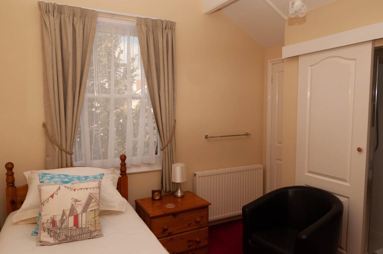 St Marguerite Bed & Breakfast Paignton Dış mekan fotoğraf